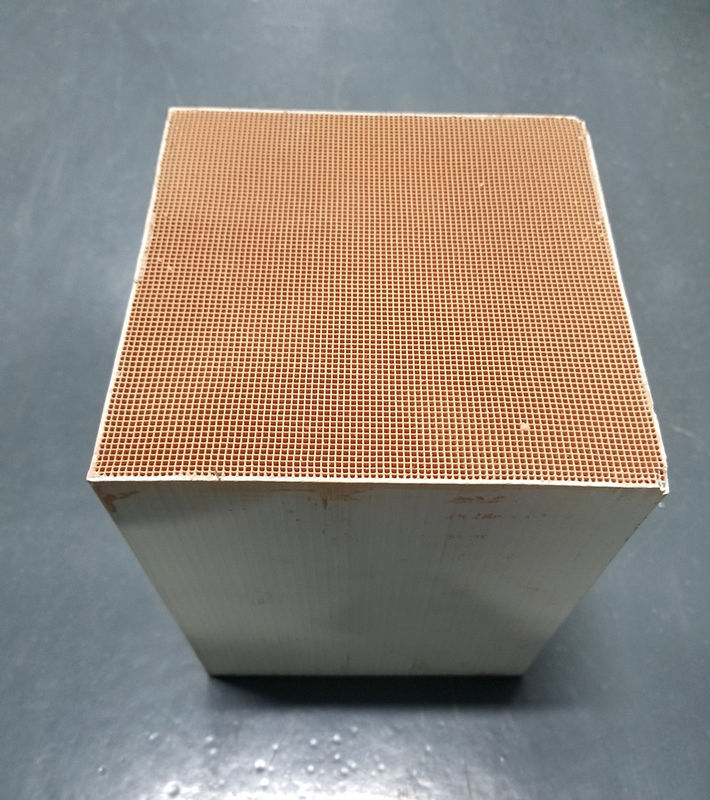 Aftermarket Boiler Denox SCR Catalyst Lapisan Substrat Cpsi 100 200 300 400 Cordierite Biogas
